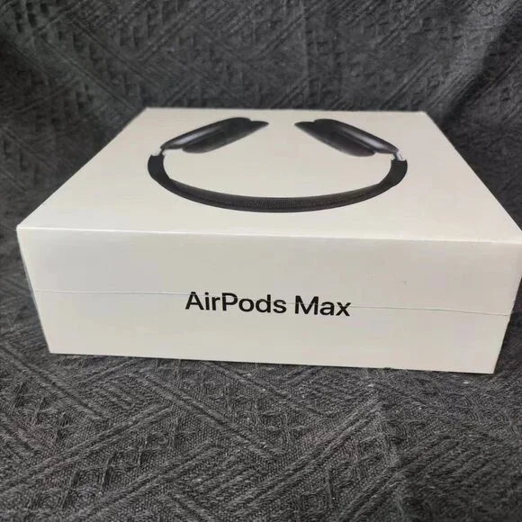 Apple AirPod Pro Max - Black with charger (original box)